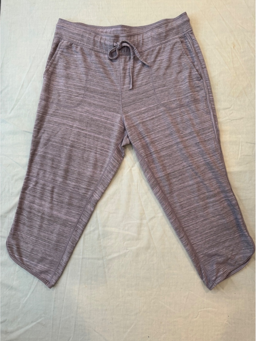 32 Degrees Cool Women’s M Mauve Space Dye Capri Jogger Sweatpants Pockets
